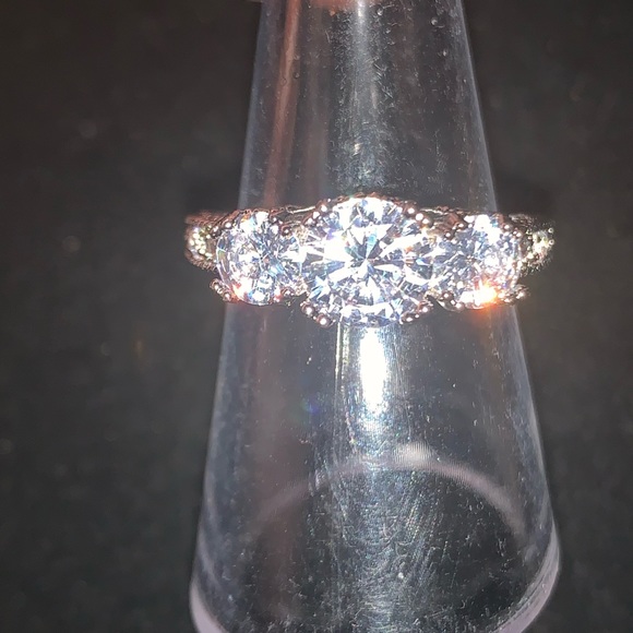 Ring - Picture 6 of 6